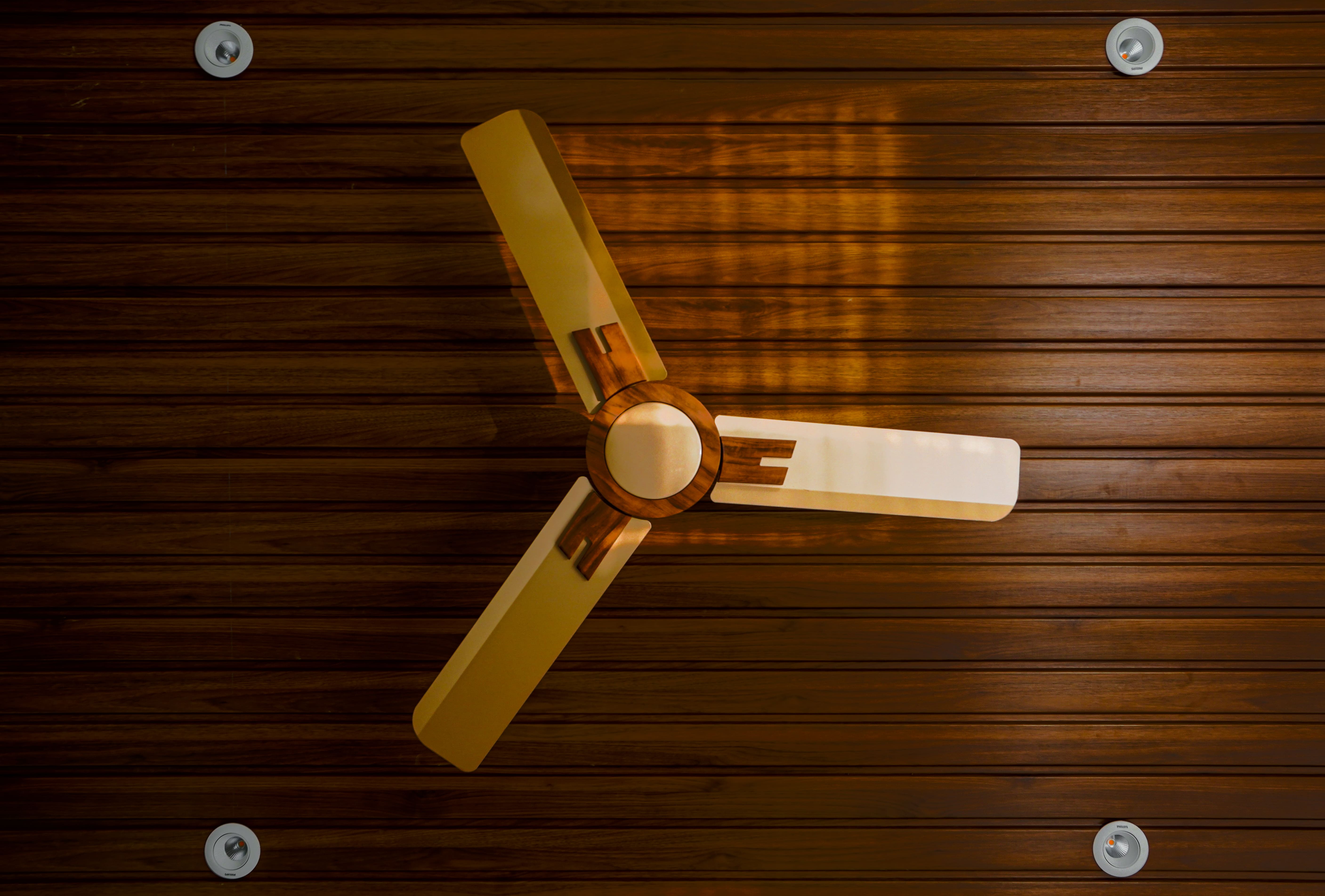 Wooden ceiling fan